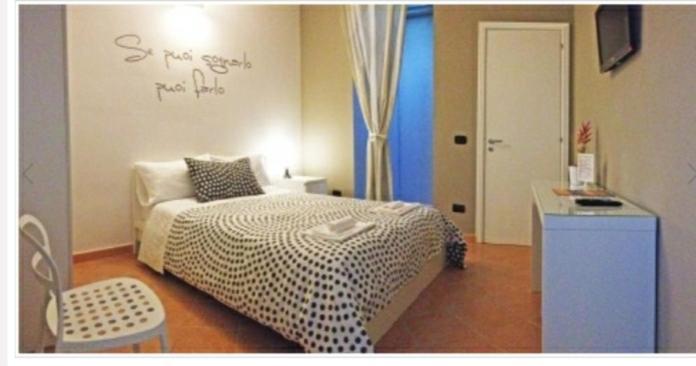 Bed And Breakfast Charming House Barletta Exterior foto
