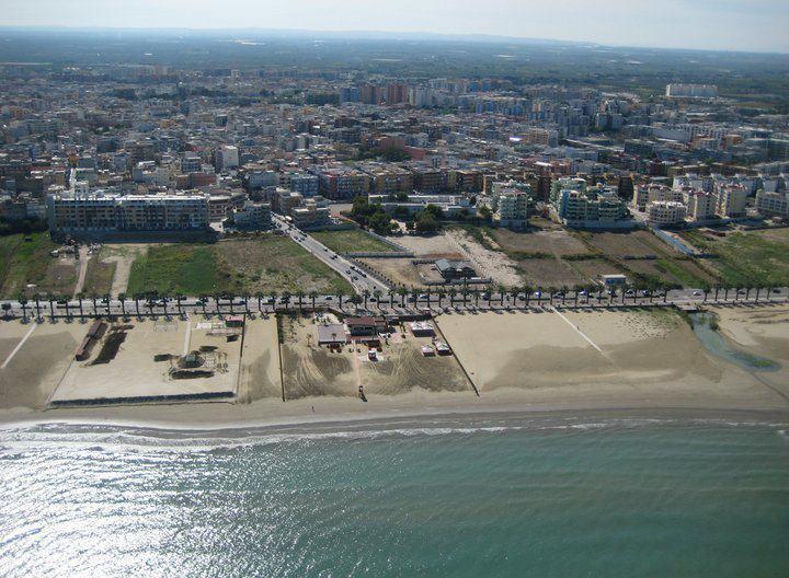Bed And Breakfast Charming House Barletta Exterior foto